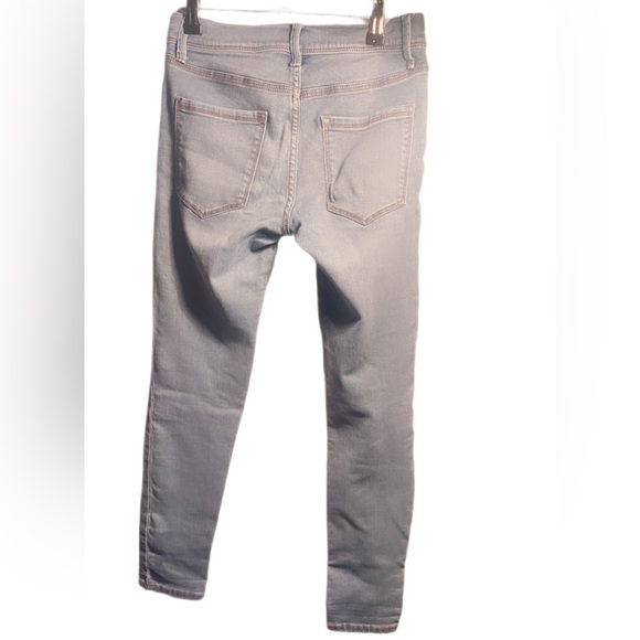 Free People high rise light blue stretch everyday comfy stylish skinny jeans 26 - Picture 3 of 5
